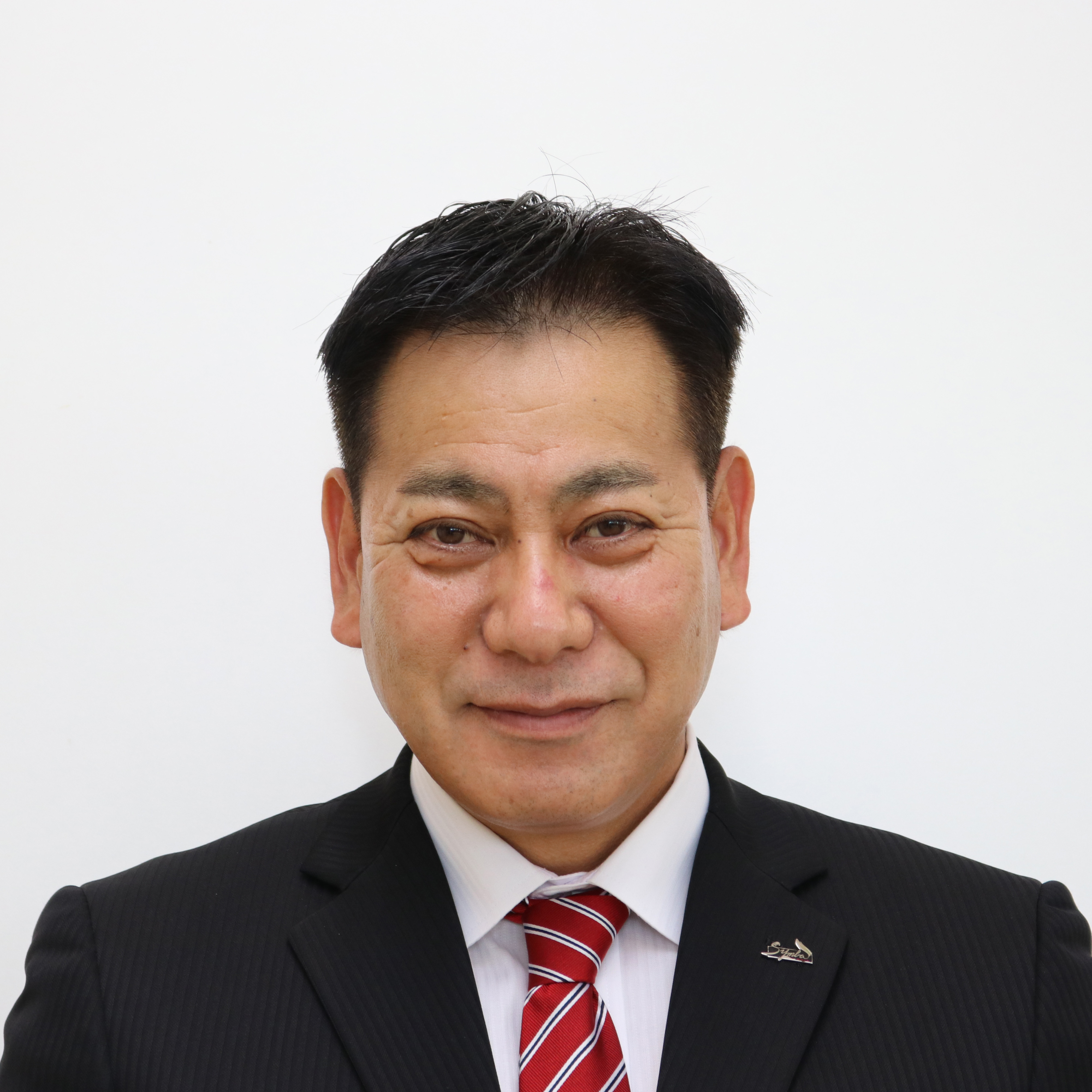 照屋 勝士